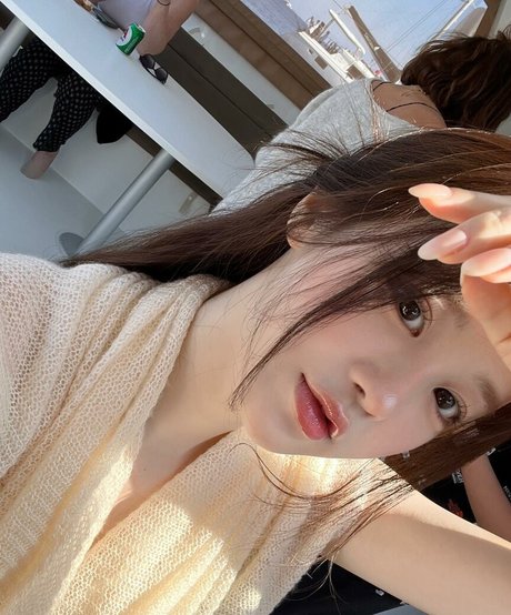 Uzaa