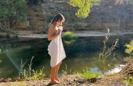 Nacktes geleaktes OnlyFans-Foto von Miss Nature