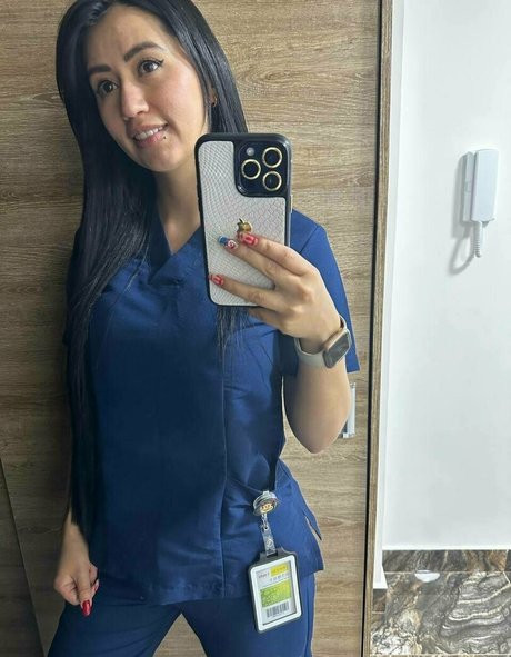 Nacktes geleaktes OnlyFans-Foto von Pilarnurse