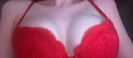 Nacktes geleaktes OnlyFans-Foto von Nipnipps