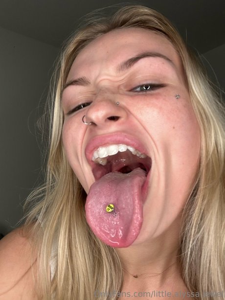 Nacktes geleaktes OnlyFans-Foto von Alyssa Jewel