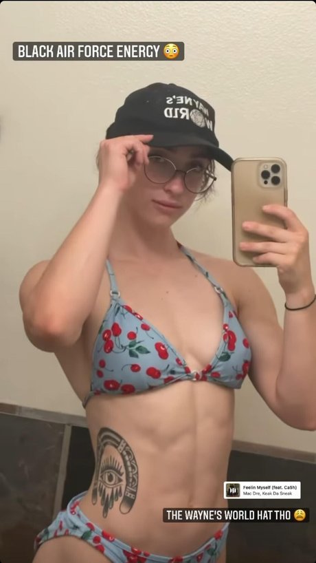 Nacktes geleaktes OnlyFans-Foto von Lean Beef Patty
