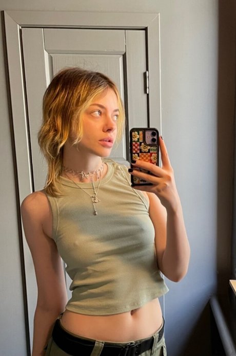 Nacktes geleaktes OnlyFans-Foto von Kira Rausch