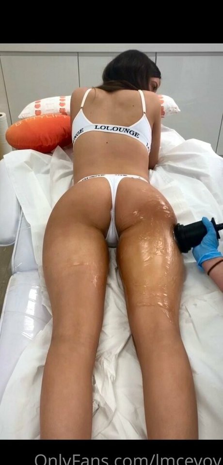 Nacktes geleaktes OnlyFans-Foto von Lauren Mcevoy