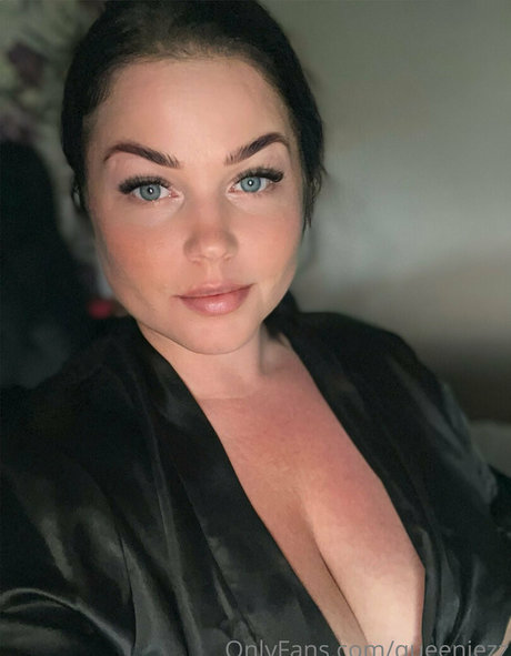 Nacktes geleaktes OnlyFans-Foto von Queenjezz