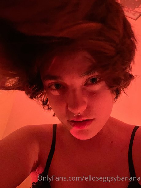 Nacktes geleaktes OnlyFans-Foto von Jules Roscoe