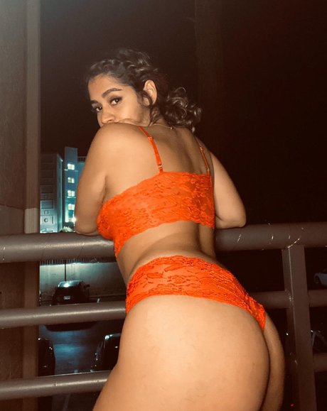 Nacktes geleaktes OnlyFans-Foto von Lyann Diamond