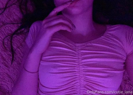 Nacktes geleaktes OnlyFans-Foto von Cutie Lana