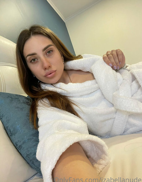 Nacktes geleaktes OnlyFans-Foto von Izabella