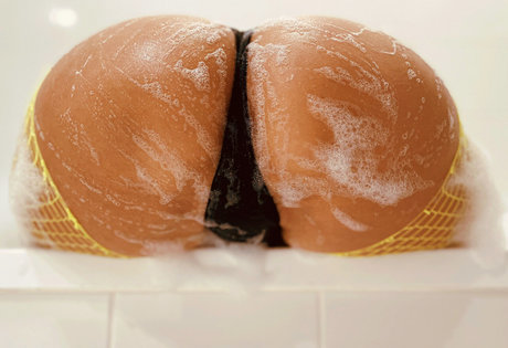Nacktes geleaktes OnlyFans-Foto von Little Miss Submissive