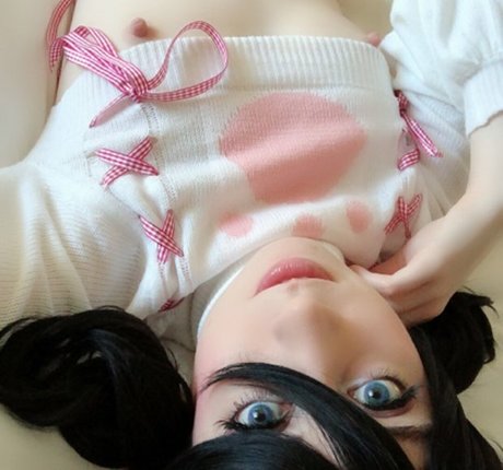 Nacktes geleaktes OnlyFans-Foto von Michi Midnight