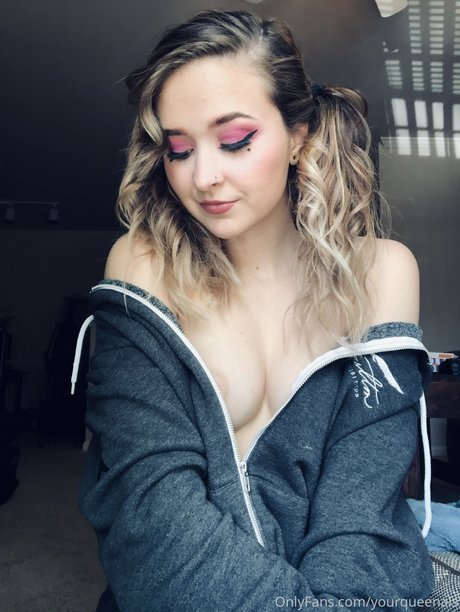 Nacktes geleaktes OnlyFans-Foto von Yourqueenals