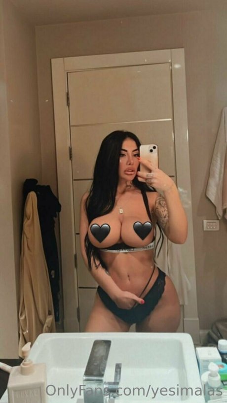 Nacktes geleaktes OnlyFans-Foto von Yesimalas