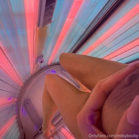 Nacktes geleaktes OnlyFans-Foto von Milkybooby