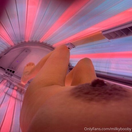 Nacktes geleaktes OnlyFans-Foto von Milkybooby