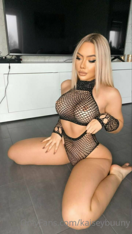 Nacktes geleaktes OnlyFans-Foto von Kaisey Buuny