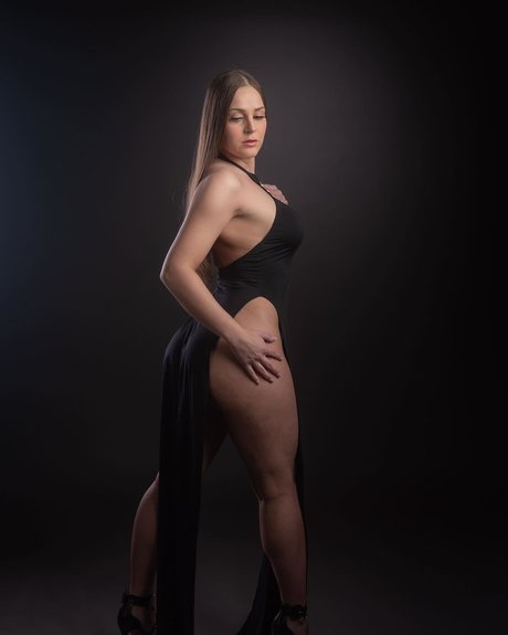 Nacktes geleaktes OnlyFans-Foto von Alyson Rae