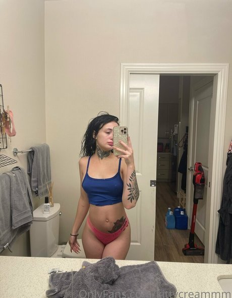 Nacktes geleaktes OnlyFans-Foto von Kittycreammm