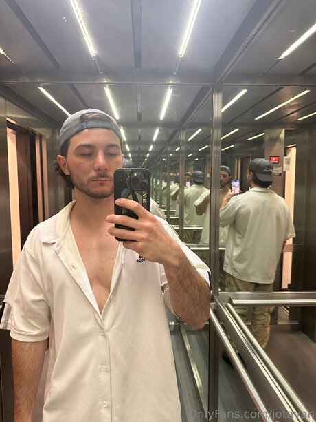 Nacktes geleaktes OnlyFans-Foto von Jotajer
