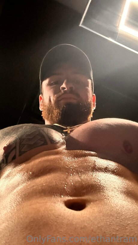 Nacktes geleaktes OnlyFans-Foto von Bigdaddygrif