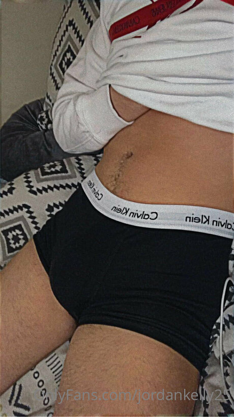Nacktes geleaktes OnlyFans-Foto von Th3boynextdoor
