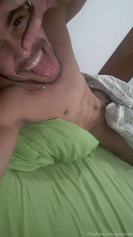 Nacktes geleaktes OnlyFans-Foto von Petercute