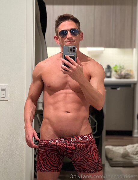 Nacktes geleaktes OnlyFans-Foto von Thecoolriderr