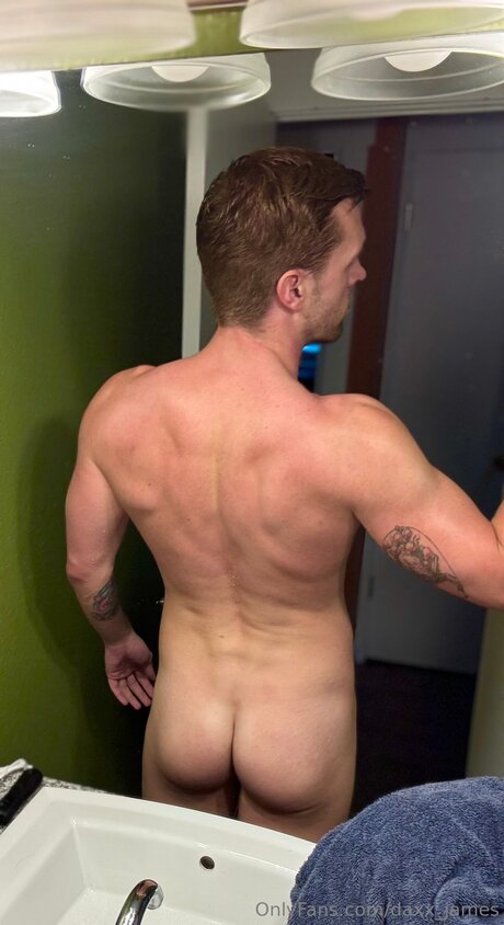 Nacktes geleaktes OnlyFans-Foto von Daxx James