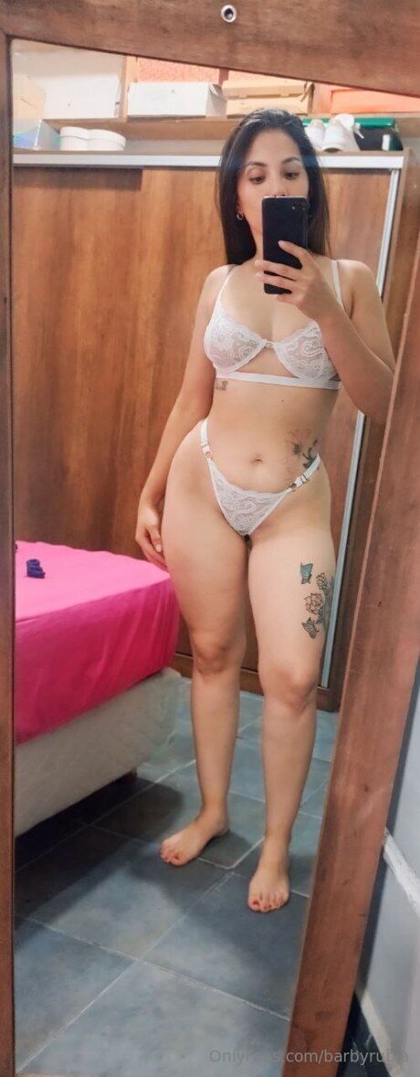 Nacktes geleaktes OnlyFans-Foto von Barbyrubia