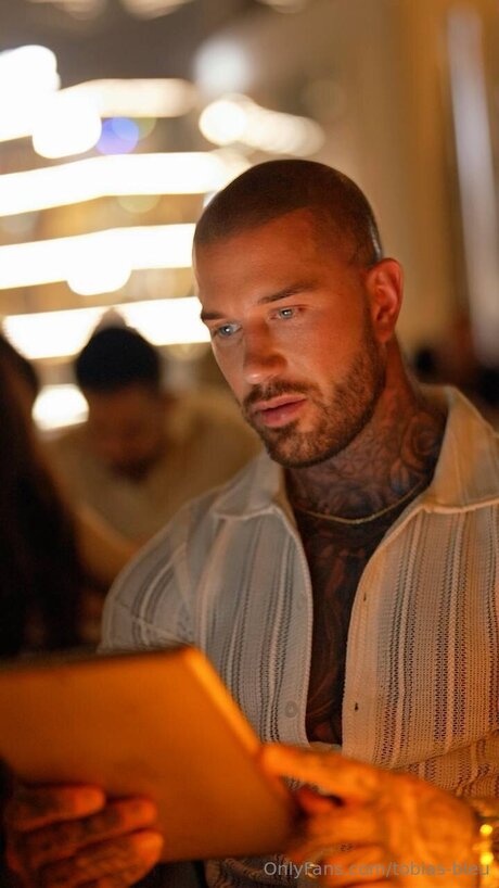 Tobias Bleu
