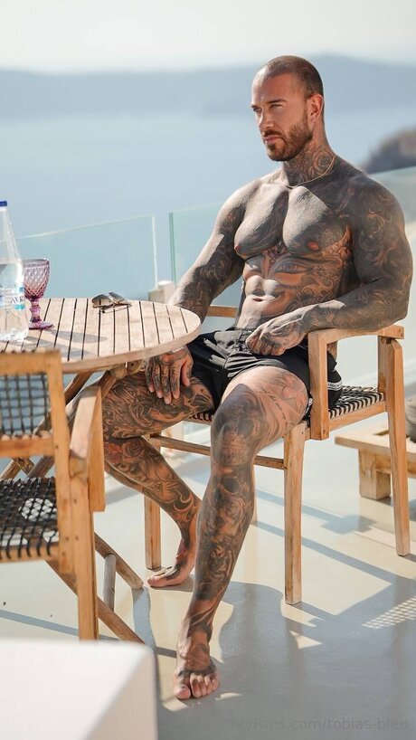 Tobias Bleu