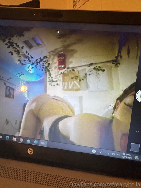Nacktes geleaktes OnlyFans-Foto von Sofreakybella