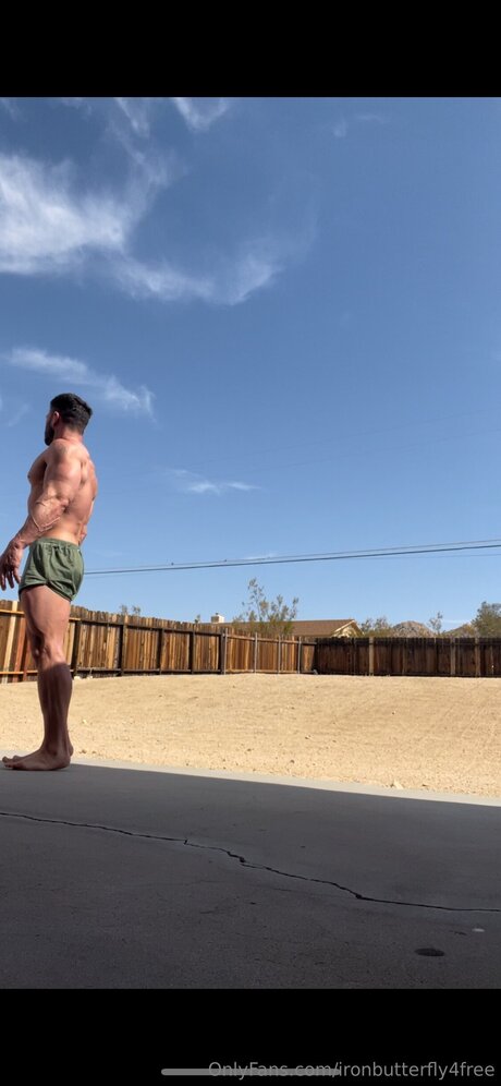 Nacktes geleaktes OnlyFans-Foto von Ironbutterfly4free