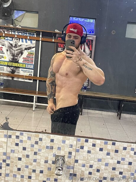 Nacktes geleaktes OnlyFans-Foto von Thebigboy90