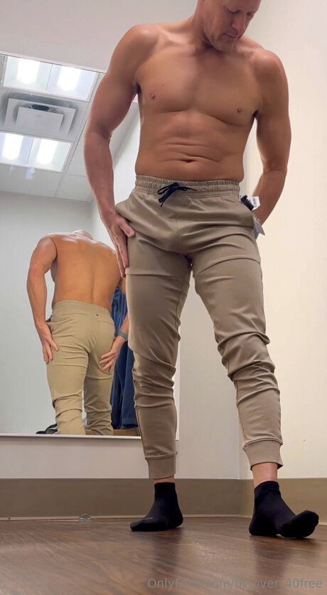 The Naked Trainer Free