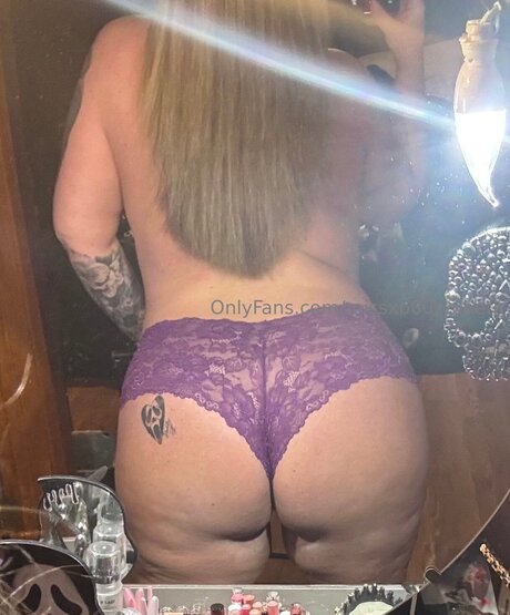 Missxb00tyxbeth
