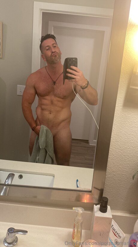 Nacktes geleaktes OnlyFans-Foto von Potroarmani84