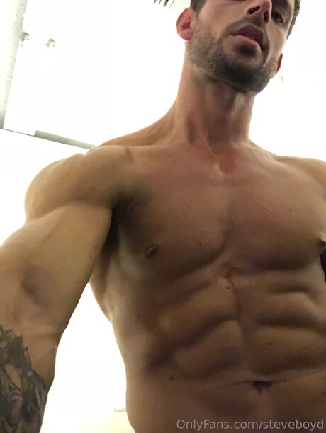 Nacktes geleaktes OnlyFans-Foto von Steveboyd
