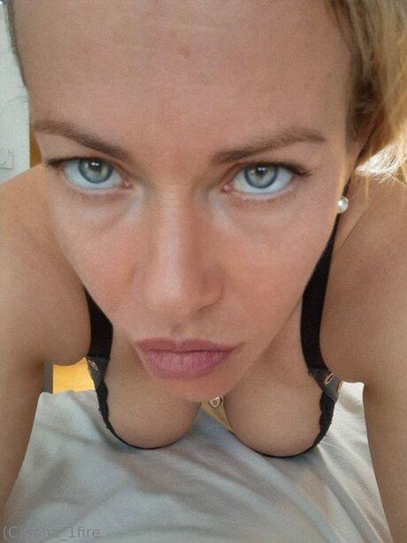 Nacktes geleaktes OnlyFans-Foto von Fiona 1fire
