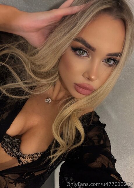 Angelina Engel
