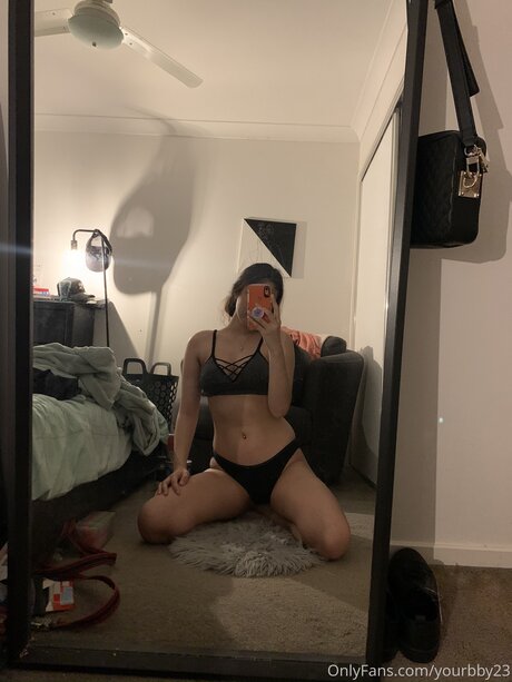 Nacktes geleaktes OnlyFans-Foto von Yourbby23