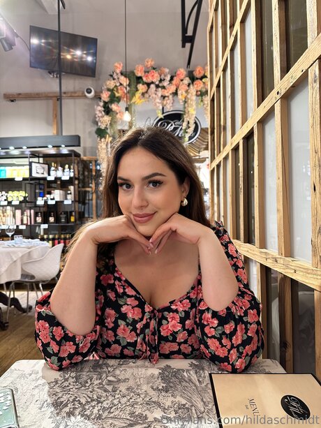Nacktes geleaktes OnlyFans-Foto von Hildaschmidt