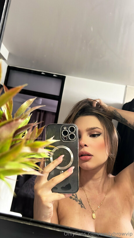 Emilybrowvip
