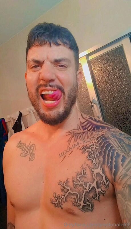 Nacktes geleaktes OnlyFans-Foto von Greekmale69