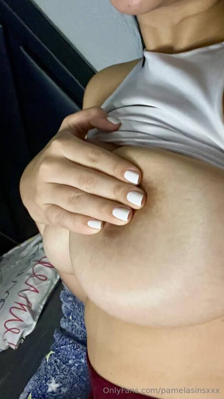 Nacktes geleaktes OnlyFans-Foto von Pamelasinsxxx