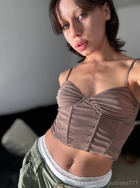 Ana Ji