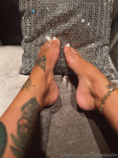 Nacktes geleaktes OnlyFans-Foto von Jessiedeville