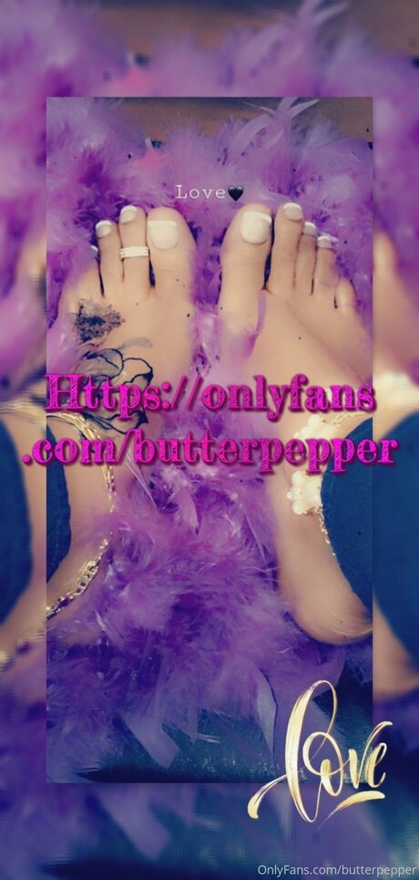 Nacktes geleaktes OnlyFans-Foto von Butterpepper