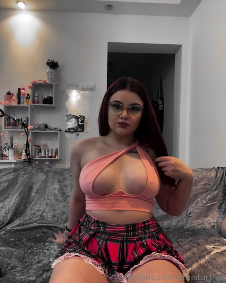 Pink Girlfree