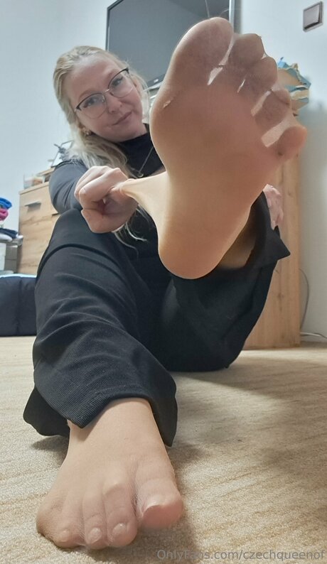 Nacktes geleaktes OnlyFans-Foto von Czechqueenof